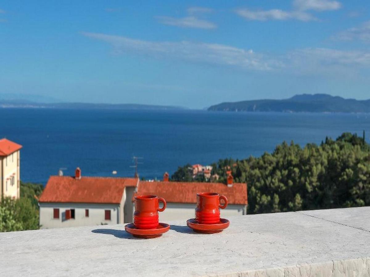 Vita,free Wifi,nearby Sea Villa
