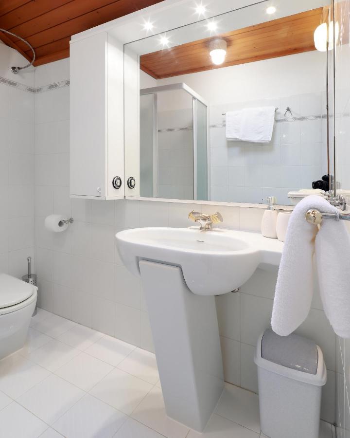 Vita,free Wifi,nearby Sea Villa *