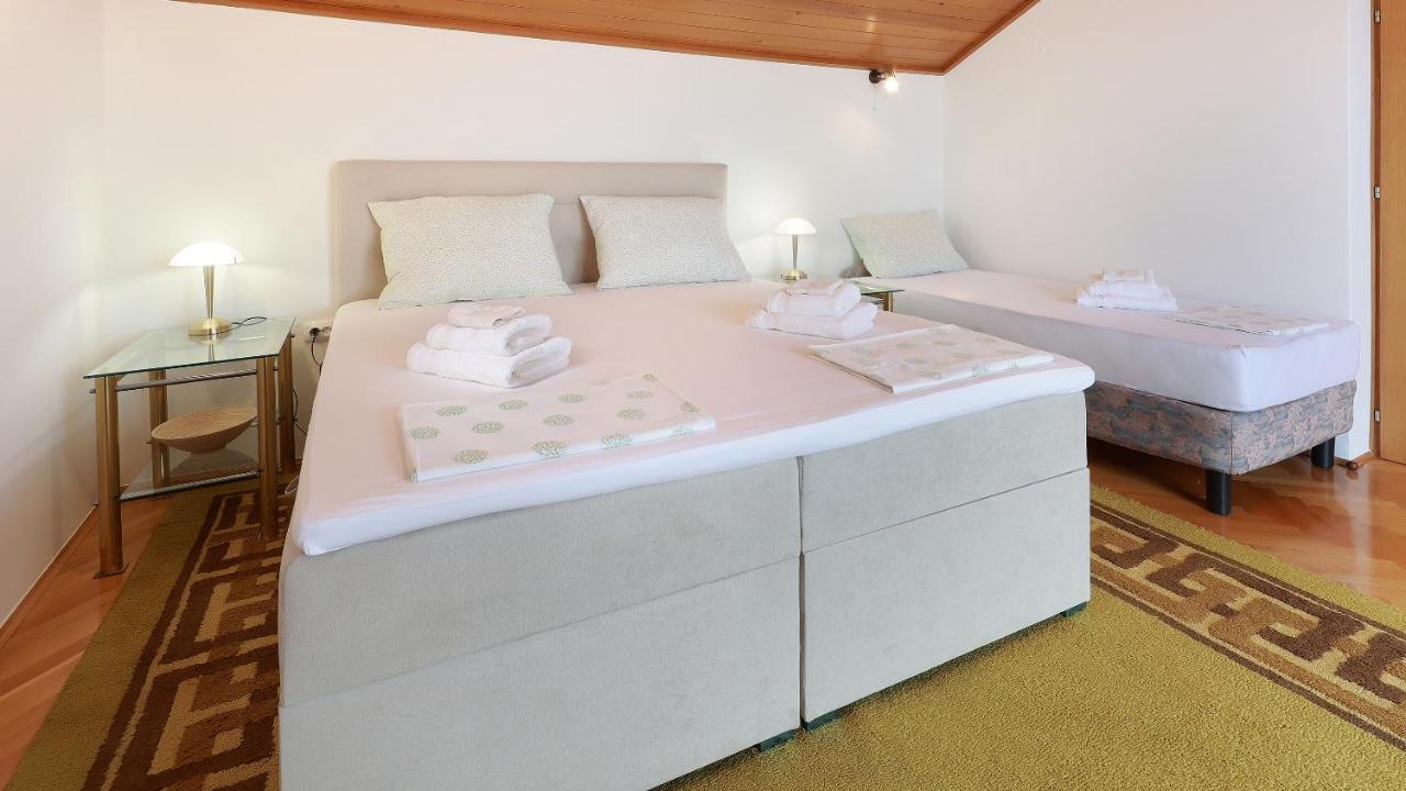 Vita,free Wifi,nearby Sea Villa